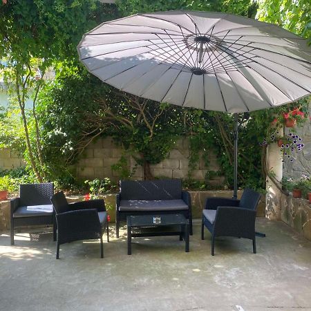 קרנבו Pancho Family Hotel מראה חיצוני תמונה